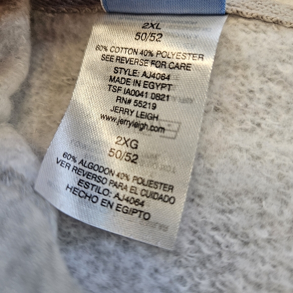 Disney Women's Mickey Mouse Legendary Zip-Up Fleece Hoodie Size 2X Gray NWT - Picture 4 of 8